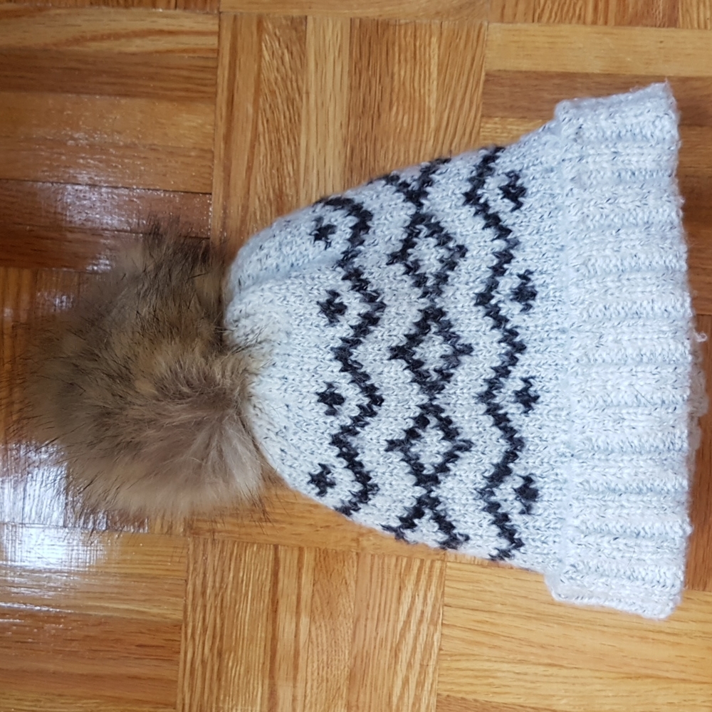 La Express toque with faux fur pom pom